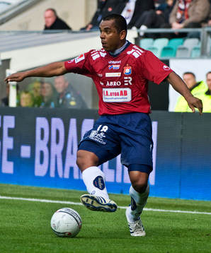 Alvaro Santos