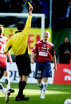 Magnus Källander, Örgryte varning, gult kort