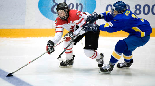 Hayley Wickenheiser, Kanada mot Maria Rooth, Sverige