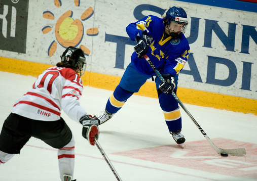 Gunilla Andersson, Sverige mot Gillian Apps, Kanada