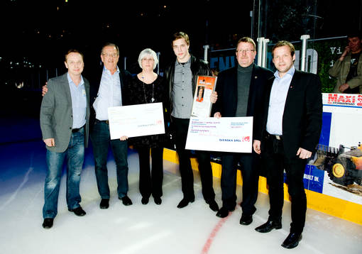 Svenska spel delar ut årets rookie, Victor Hedman, Per