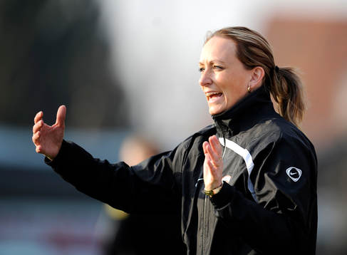 Elisabet Gunnarsdottir, tränare, Kristianstad
