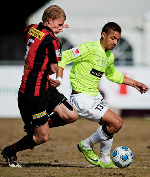 Richard Henriksson, Brommapojkarna, jagar Mathias Ranégie,