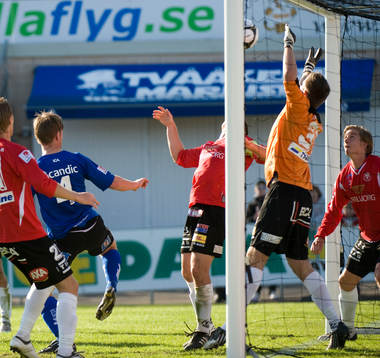 Jättechans i slutsekunderna, Tommy Jönsson nickar och
