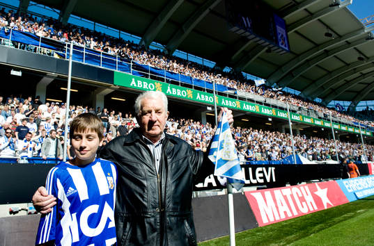 Bertil Bebben Johansson inviger Bebbens hörna