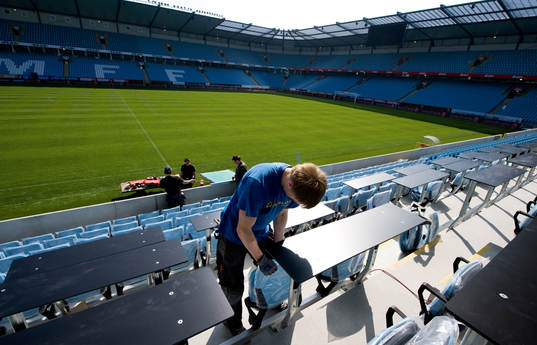 Fotboll, Pressvisning på Swedbank Stadion, Arena. Stolar