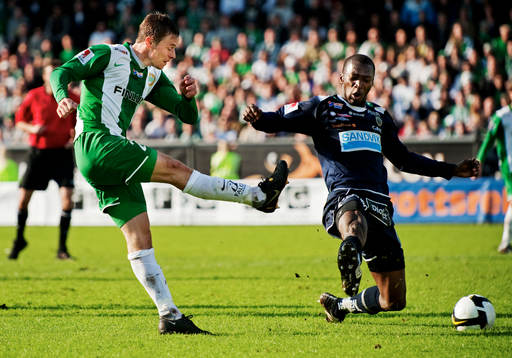 David Johansson, Hammarby, skjuter mot mål