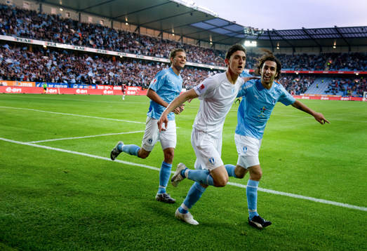 Agon Mehmeti har gjort mål, jubel på Swedbank Stadion.