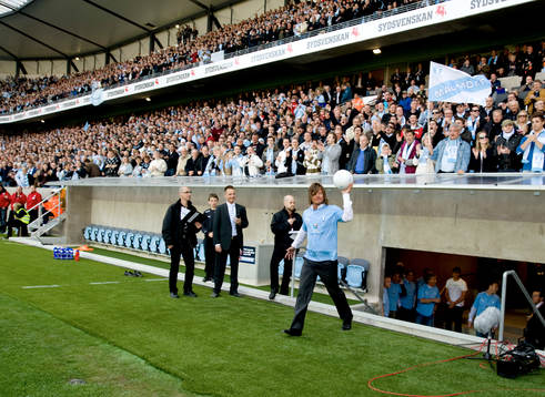 Gamla MFF- legendarer på invigningen. Stefan Schwarz