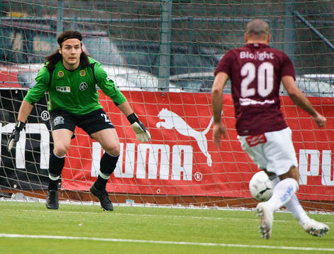 Peter Karlsson, målvakt Landskrona, strax innan 2-1 målet