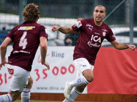 Arash Bayat, Qviding, gör 2-1. Fredrik Holmberg på väg