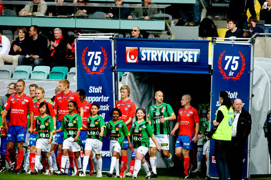 Spelarna gör entre genom Svenska spels portal,