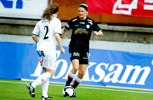 Fotboll, dam, damallsvenskan, Göteborg Kopparbergs -