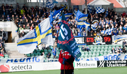 Stryktipset 75år. Svenska Spel, flagga