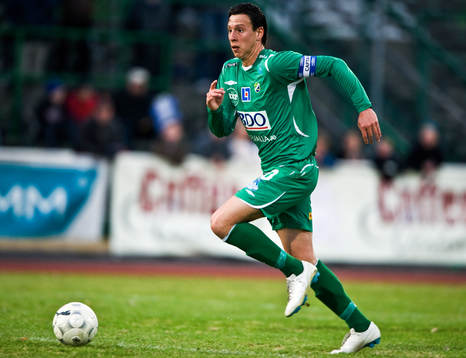 Bläddra bland fler bilder av Fotboll, Superettan, Sirius - Ljungskile