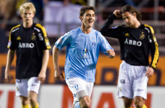 Mikael Thorstensson, AIK,  Agon Mehmeti, Malmö FF, jubel