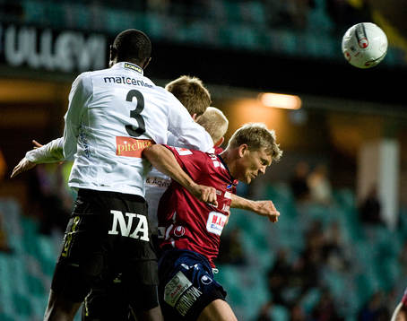 Marcus Allbäck, Örgryte. Bertin Samuel Ze Ndille, Örebro