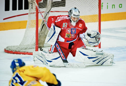 Jakub Stepanek, målvakt, Tjeckien, räddar ett skott