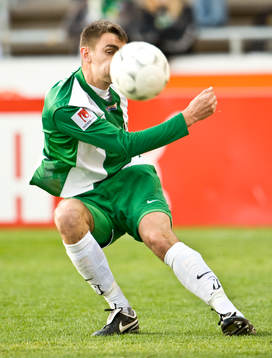 Igor Armas. Boll, genre