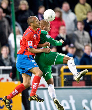 Henrik Larsson, Helsingborg, i nickduell