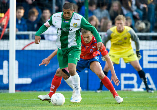 Sebastian Castro-Tello håller undan