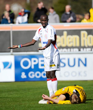 Aziz Corr Nyang, Assyriska, Patrik Rosengren, Mjällby