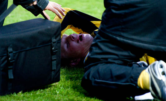 David Frölund, Häcken, skadad, skada, blod