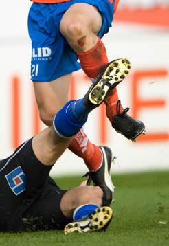 Brytning, Fällning, Glidtackling, genre