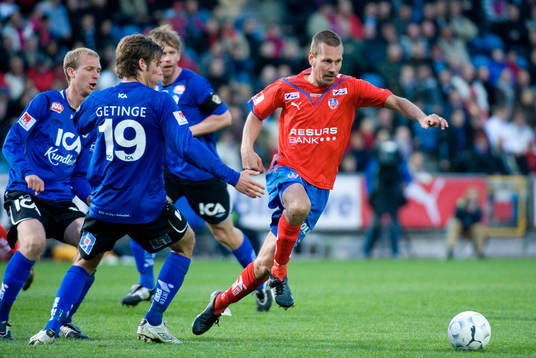 Marcus Lantz mot tre motståndare