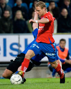 Straffsituation, Christian Järdler bryter Erik Sundin, men