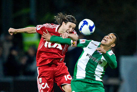 Mattias Bjärsmyr, IFK Göteborg, och Charlie Davies,