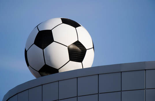 Norrporten Arena, fotboll på tak