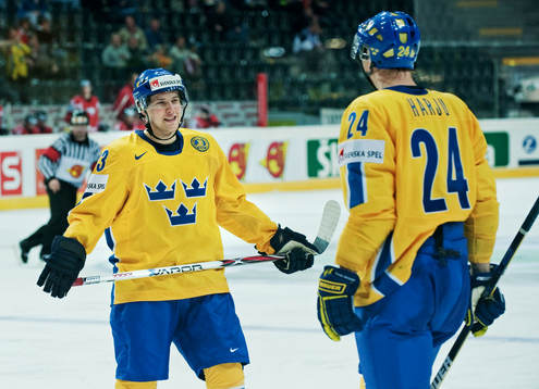 Linus Omark pratar med Johan Harju, Sverige