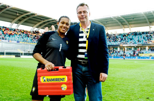 Ramirent delade ut matchens lirare, Barbara, målvakt,