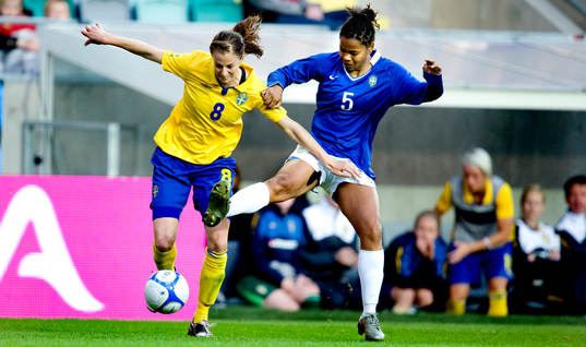 Lotta Schelin, Sverige, Renata Costa, Brasilien