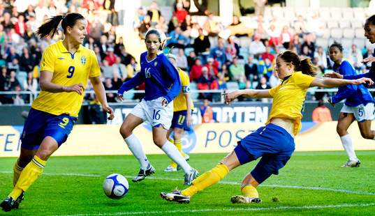 Lotta Schelin gör 3-1
