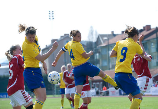Rebecca Johnsson, Emma Wilhelmsson och Lina Nilsson oroar