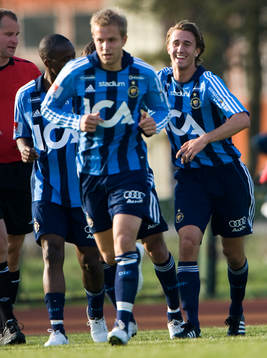 0-1, Philip Hellqvist till höger