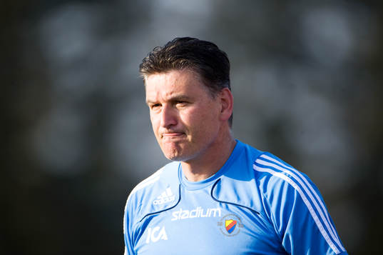 Segern satt långt inne, Zoran Lukic, tränare, bekymrad