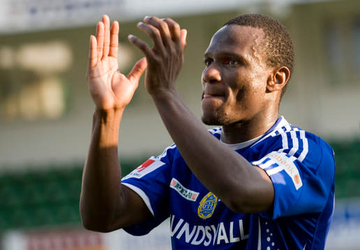 Robert Mambo Mumba, jubel