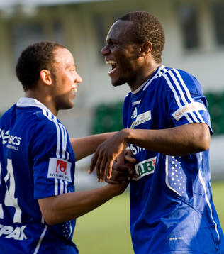Robert Mambo Mumba, jubel