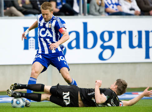 Magnus Kihlberg stoppar Adam Johansson