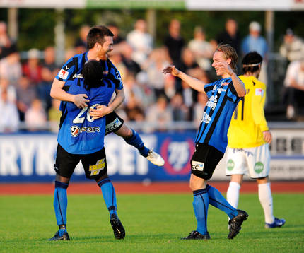 Bläddra bland fler bilder av Fotboll, Superettan, Falkenberg - Sirius