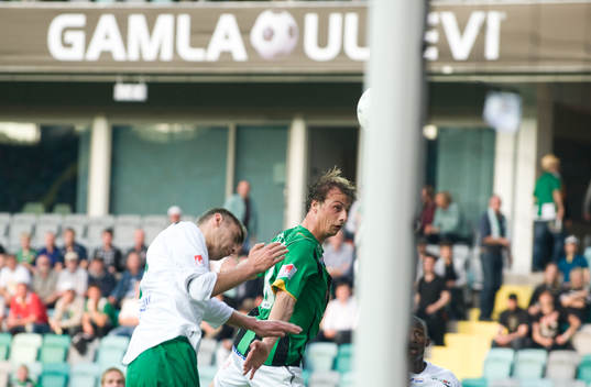 1-1,  Pär Eriksson nickar in kvitteringen