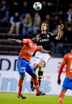 Iván Obolo, AIK och Isaac Chansa, Helsingborg