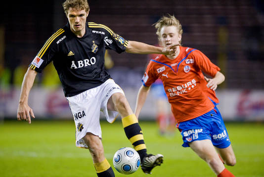 Jos Hooiveld, AIK med Rasmus Jönsson, Helsingborg i ryggen