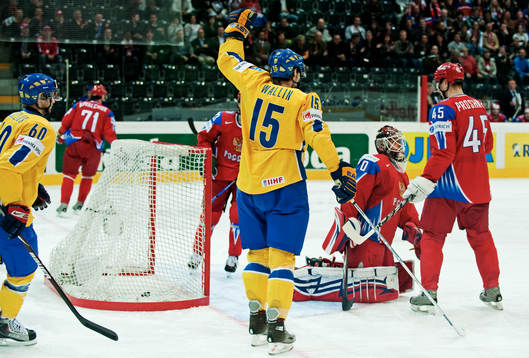 Rickard Wallin, Sverige, har gjort 0-1
