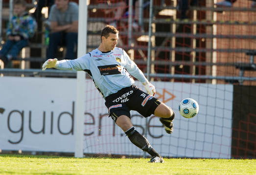 Ante Covic, målvakt