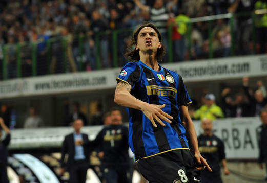 Zlatan Ibrahimovic, tvåmålsskytt för Inter, glädje,