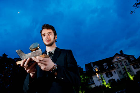 Jonas Gustavsson poserar